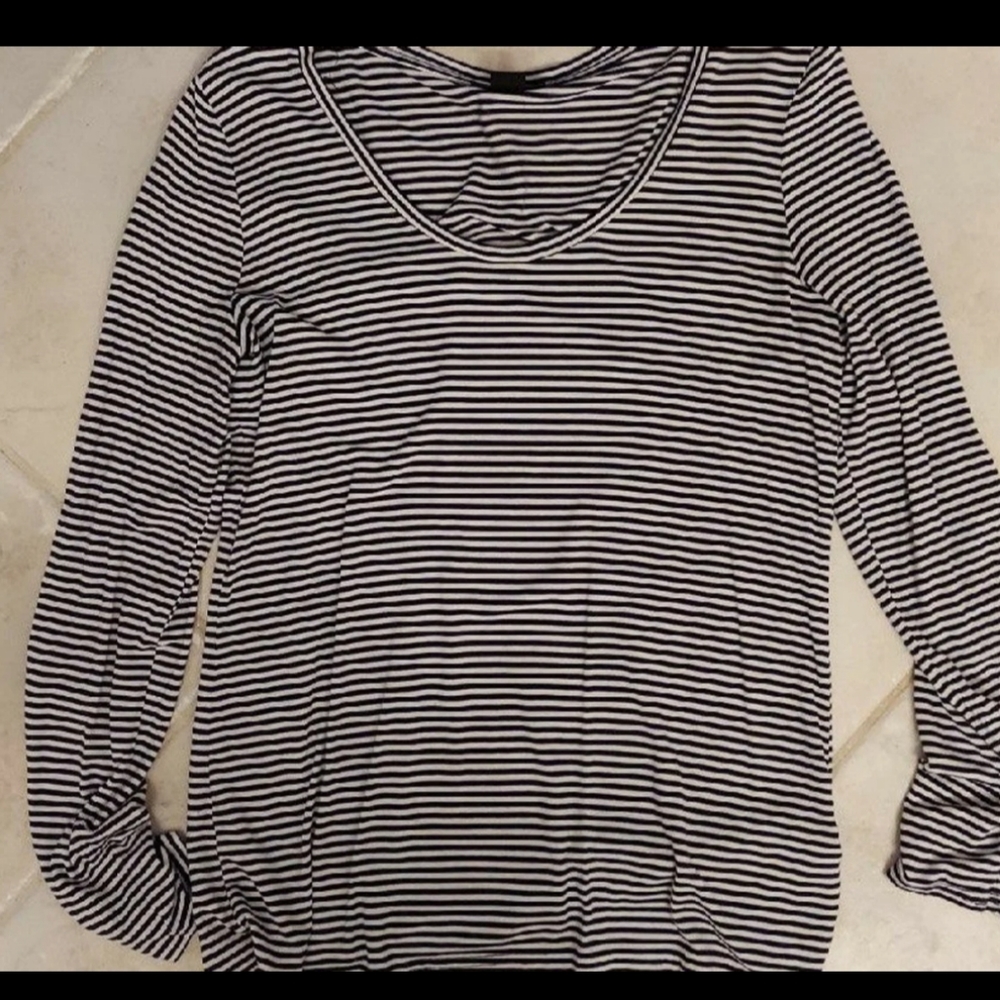 Striped top - Picture 4 of 5